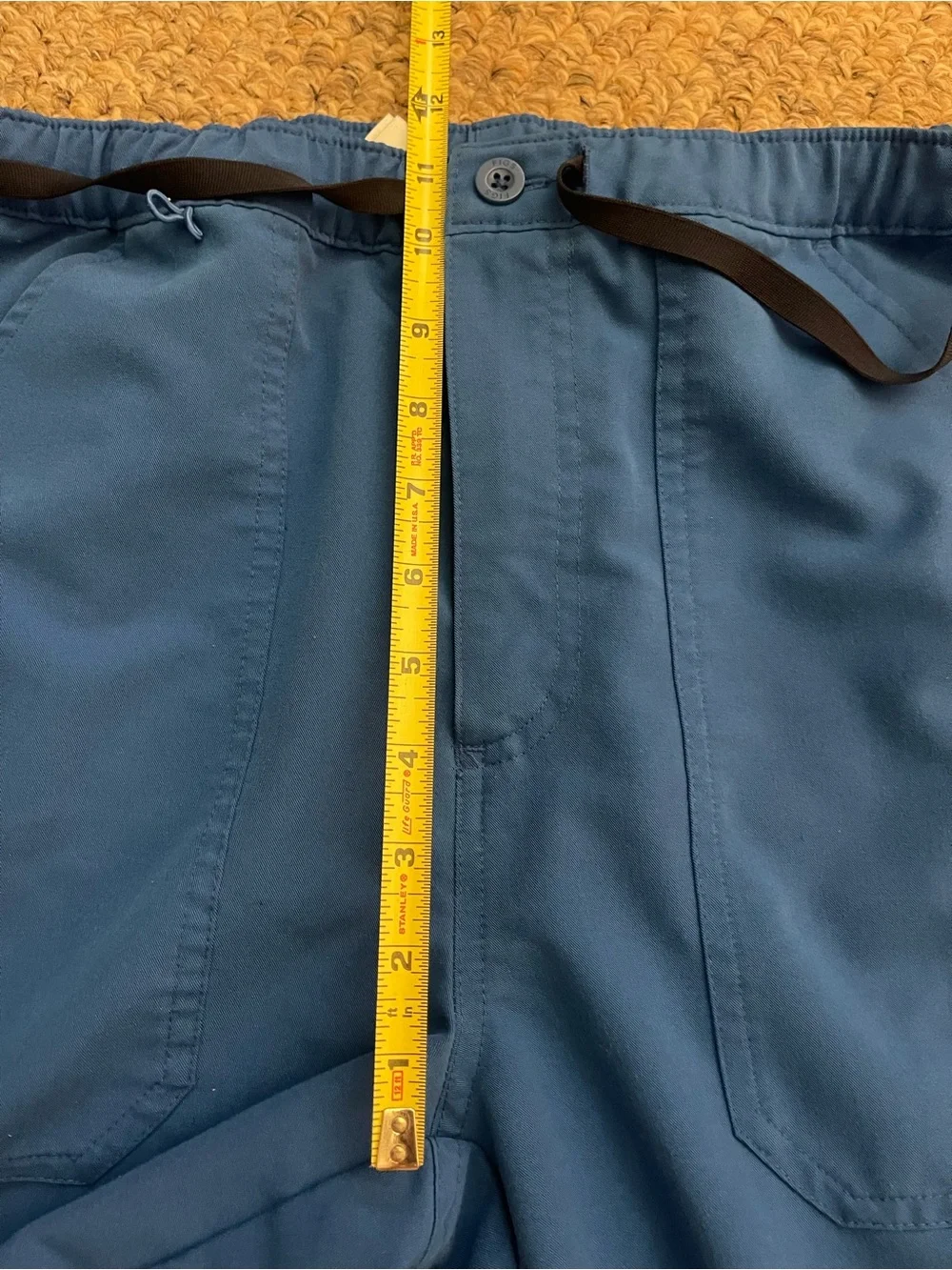 FIGS Men’s Cairo Cargo Scrub Pants Medium Tall Blue Straight Leg Medical